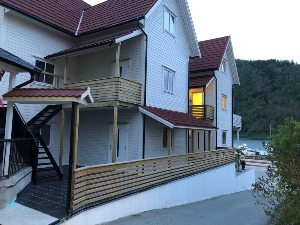 Balestrand Fjordapartments Esterno foto