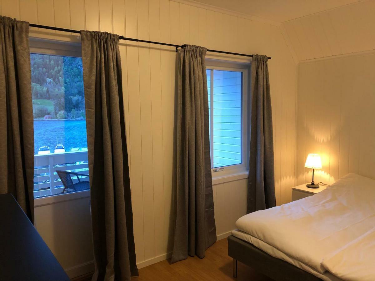 Balestrand Fjordapartments Esterno foto