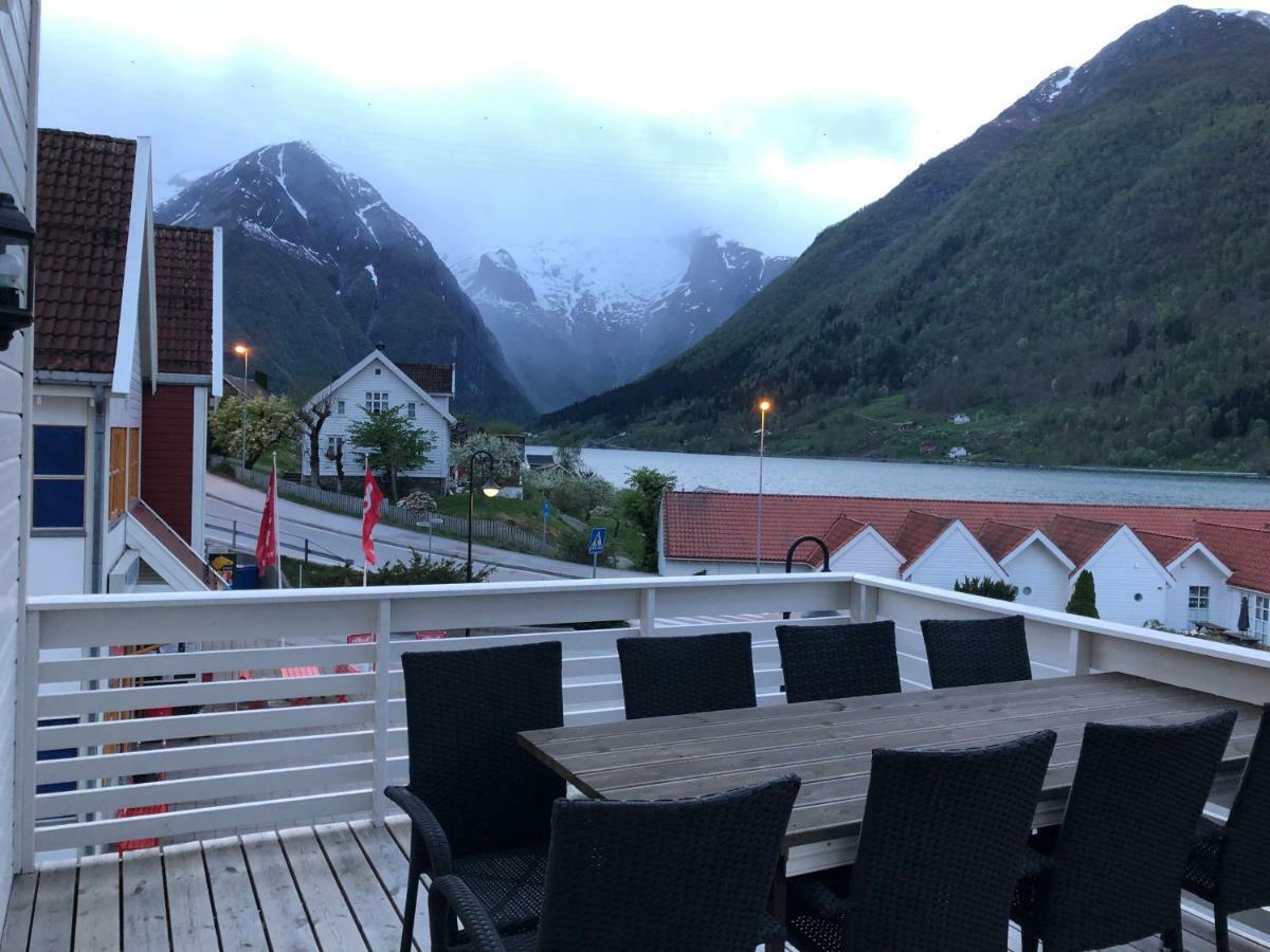 Balestrand Fjordapartments Esterno foto